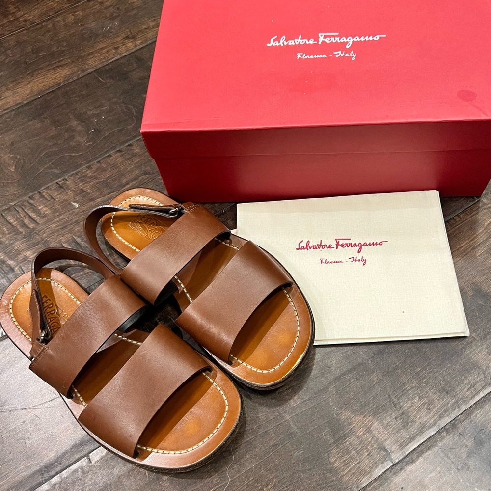 SALVATORE FERRAGAMO Men Leather Sandals SZ 9 US